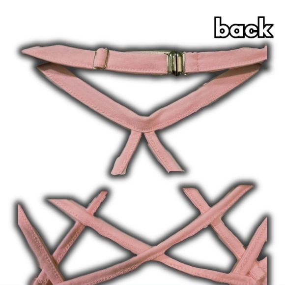 ✨ light pink pentagram strappy crop top with built in choker - Picture 3 of 3